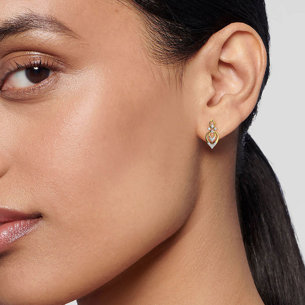 Timeless Elegance – Collar con Dije de Diamantes | Oro 22 KT