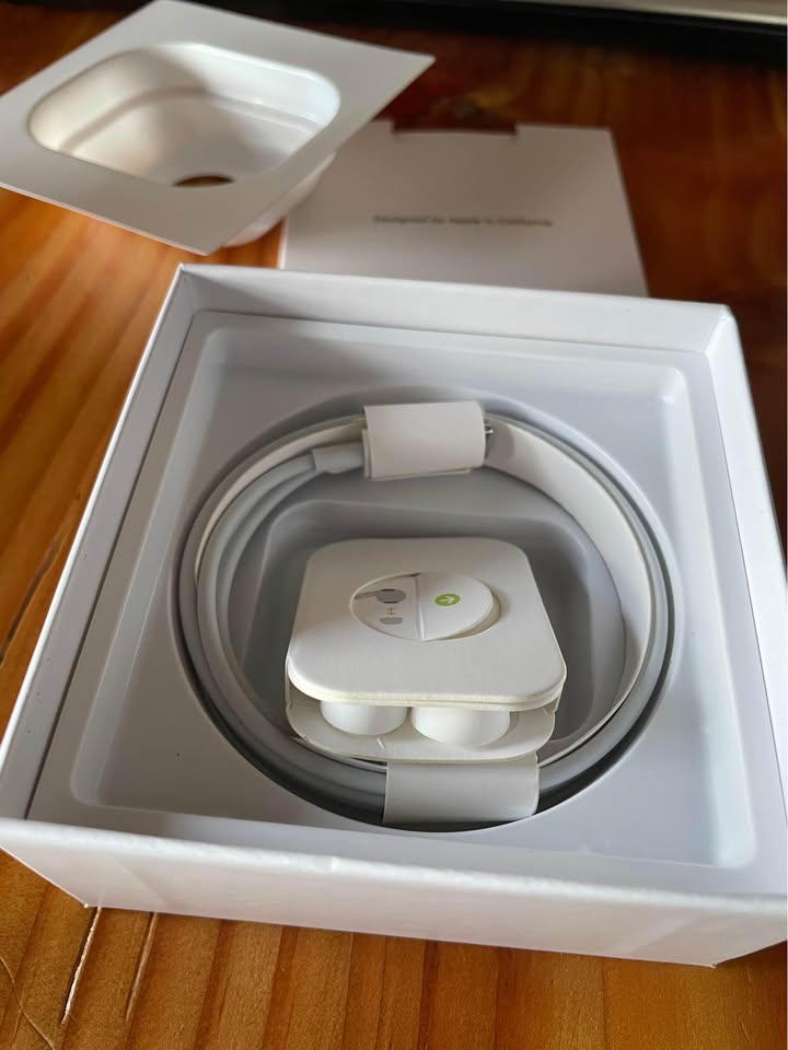 Dim Gray AirPods Pro (2.ª generación) Sellados – Calidad Apple con entrega rápida