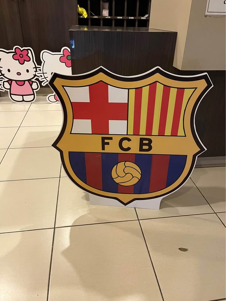 Tan Figuras decorativas en FoamBoard para eventos y cumpleaños | Mundo Ofertas CR