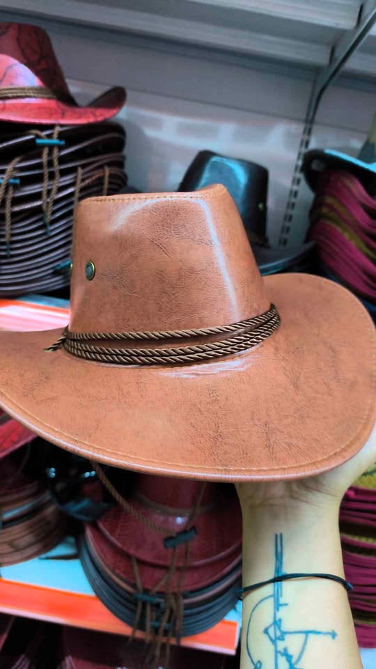 Sombrero Vaquero – Variedad de Estilos | Mundo Ofertas CR