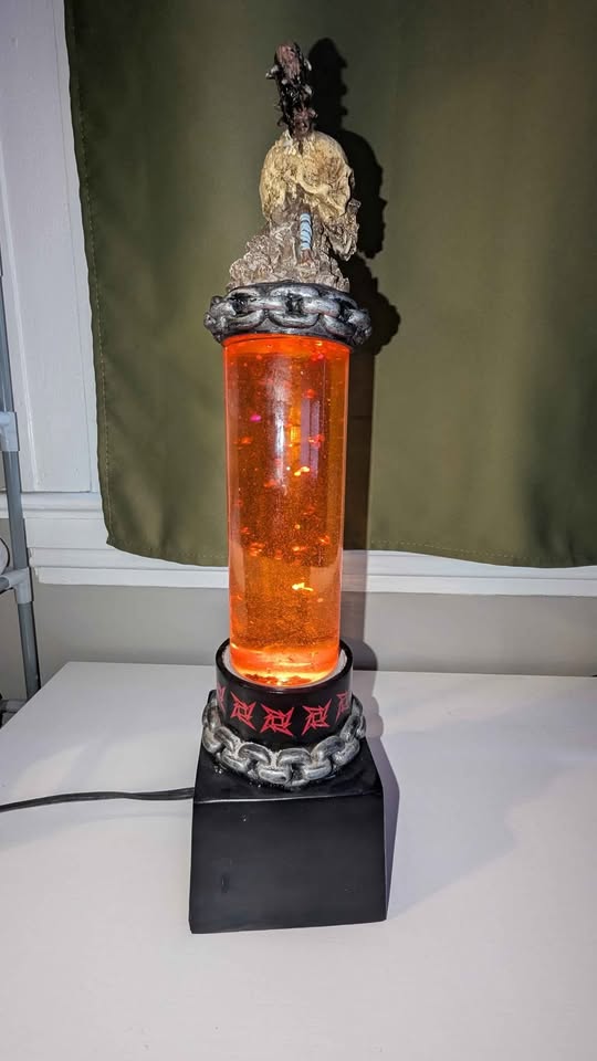 Metallica Glitter Lava Lamp | Mundo Ofertas CR