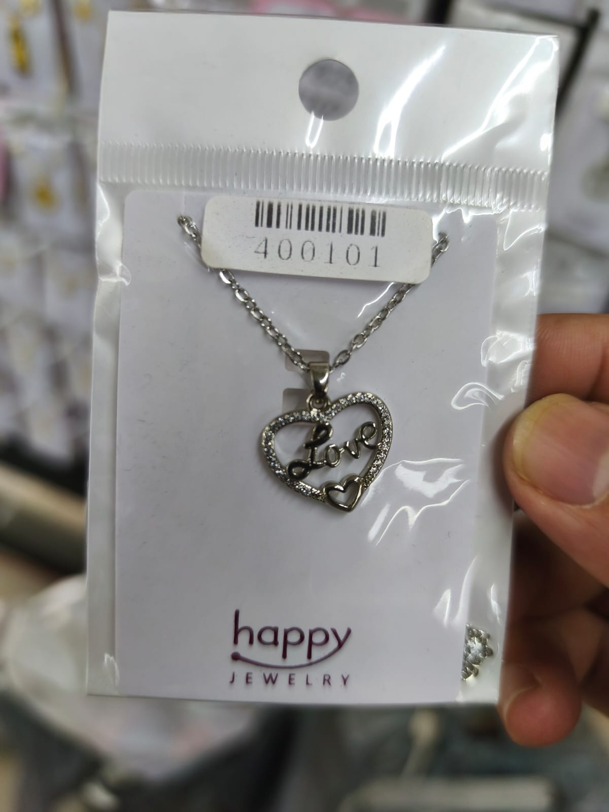 Collar con Dije – Elegante y listo para regalar