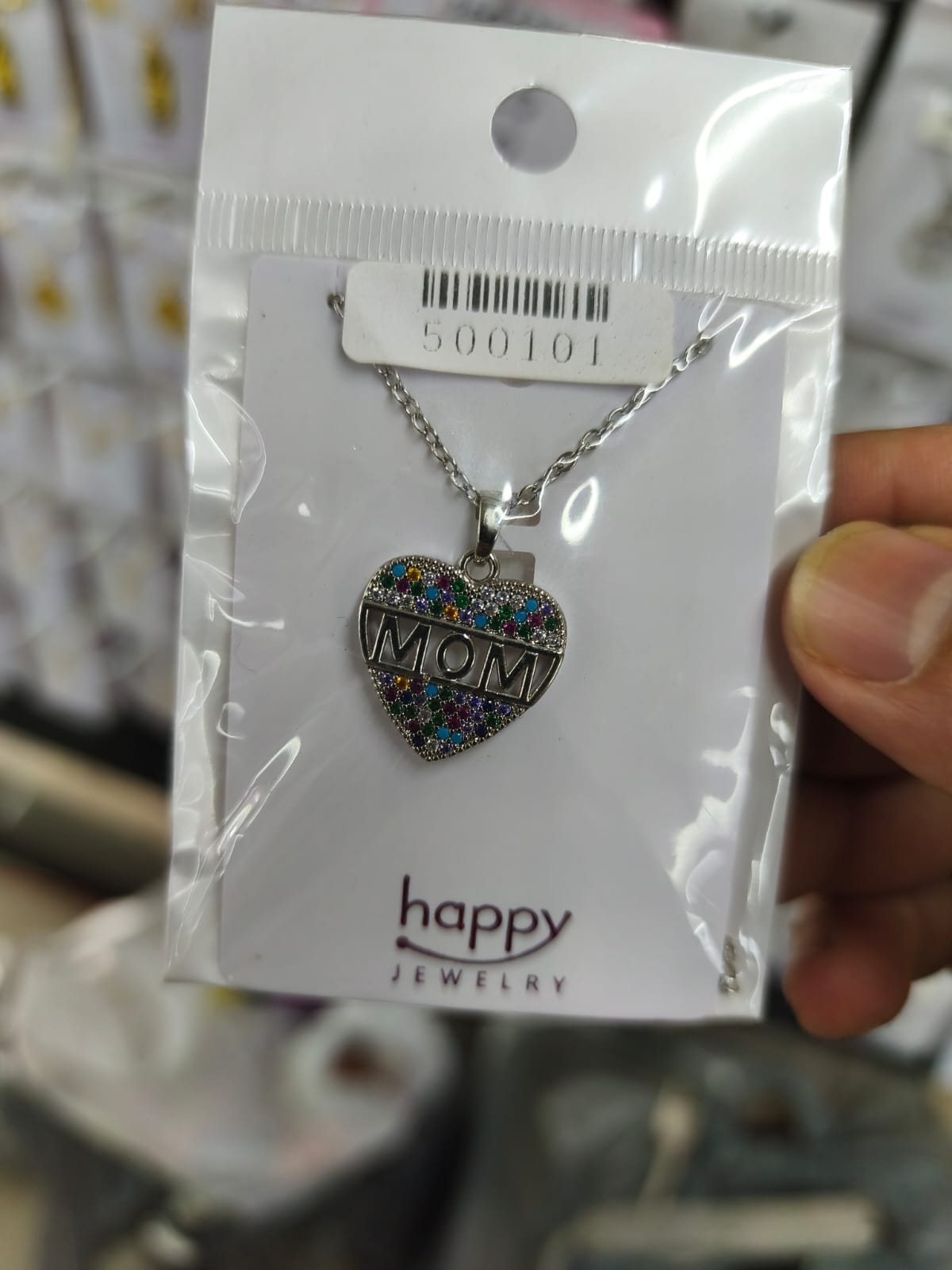 Collar con Dije – Elegante y listo para regalar